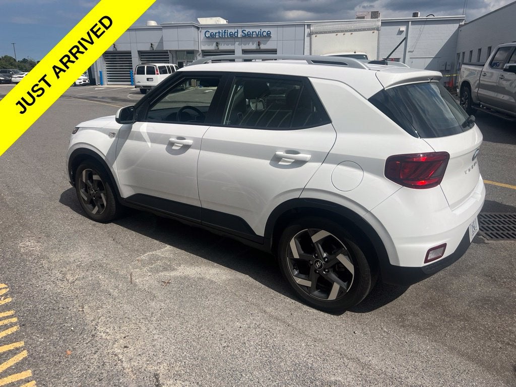 2023 Hyundai Venue SEL