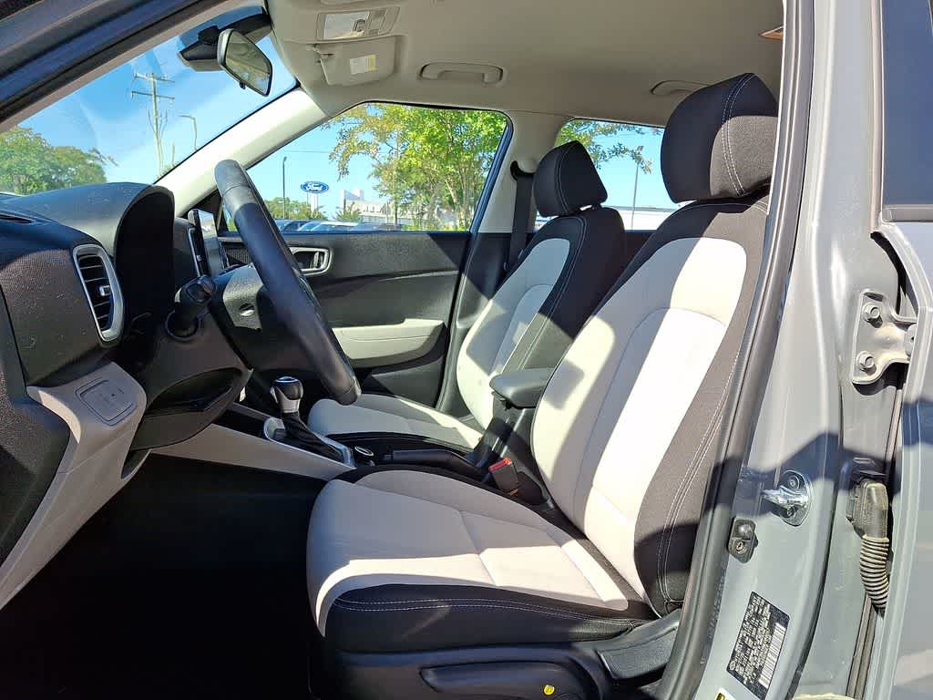2021 Hyundai Venue SEL