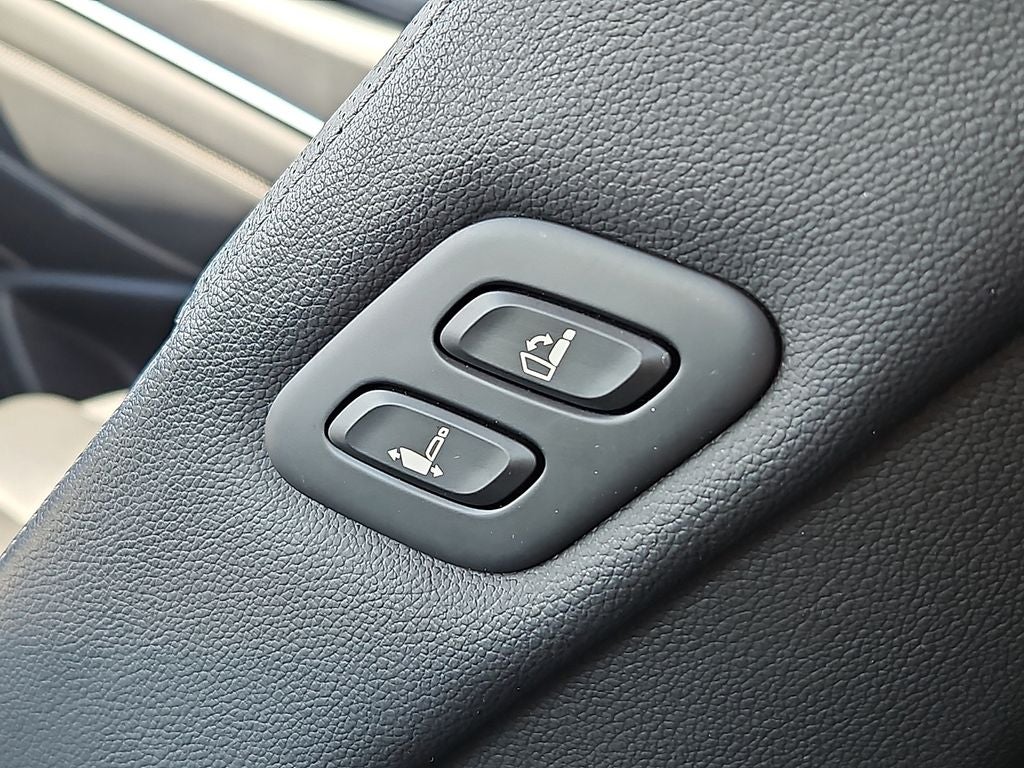 2025 Genesis GV80 2.5T Standard