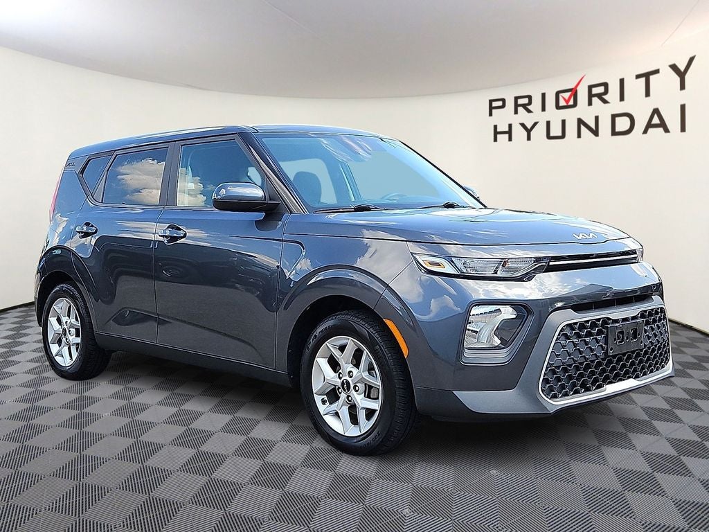 2022 Kia Soul LX