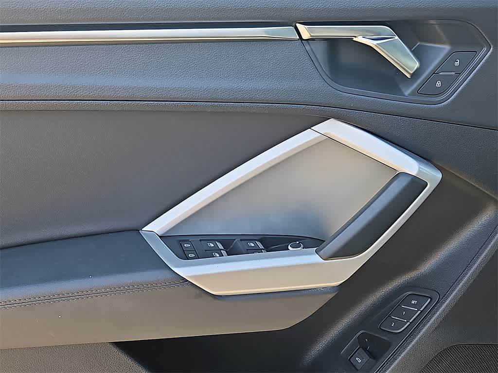 2024 Audi Q3 S line Premium