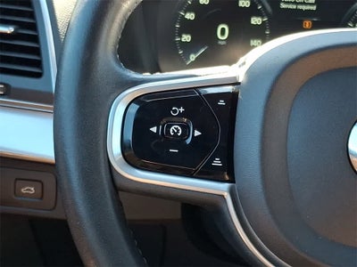 2018 Volvo XC90 Momentum