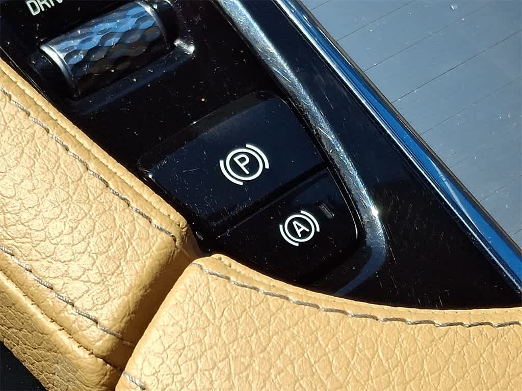 2018 Volvo XC90 Momentum