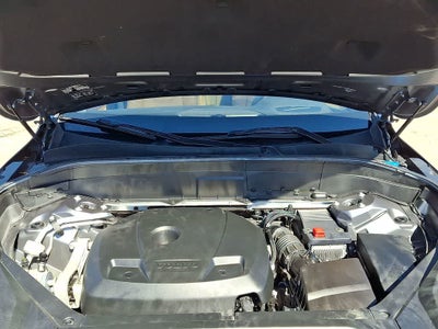 2018 Volvo XC90 Momentum