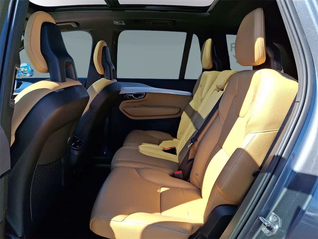 2018 Volvo XC90 Momentum