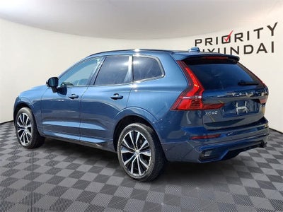 2024 Volvo XC60 Plus Dark Theme