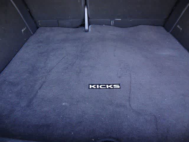 2020 Nissan Kicks SV