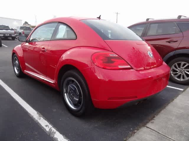 2012 Volkswagen Beetle 2.5L w/Sound/Nav PZEV