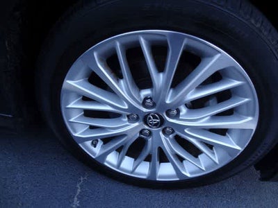 2019 Toyota Camry XLE