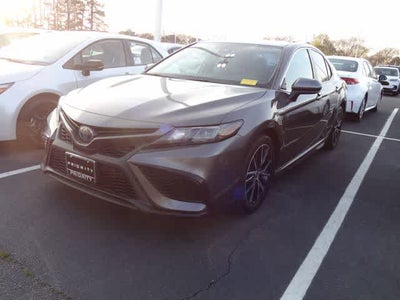 2021 Toyota Camry Hybrid SE
