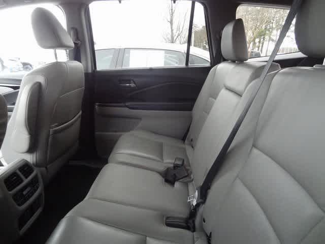 2019 Honda Pilot Touring 8-Passenger