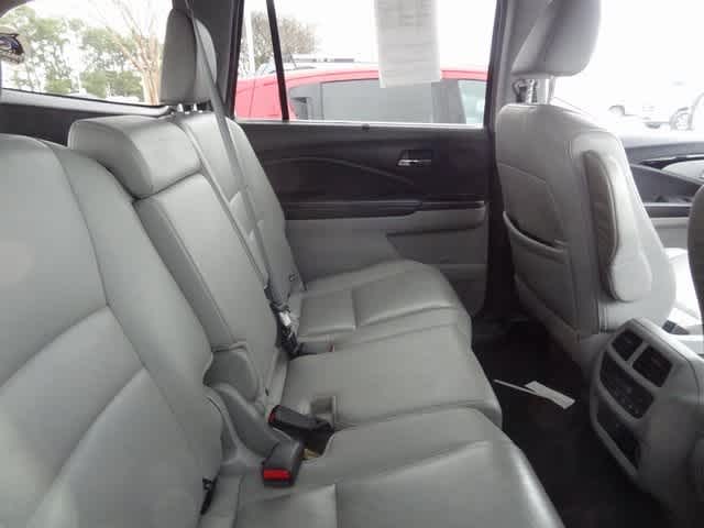 2019 Honda Pilot Touring 8-Passenger