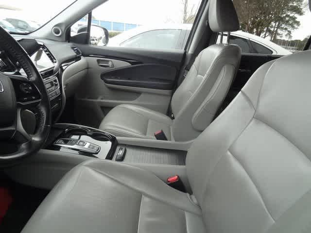 2019 Honda Pilot Touring 8-Passenger