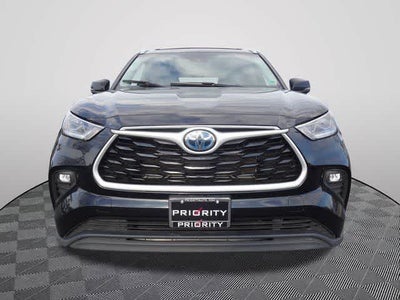 2023 Toyota Highlander Hybrid Bronze Edition