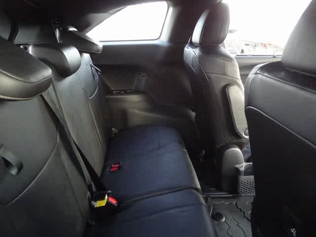 2025 Toyota Sienna Woodland Edition