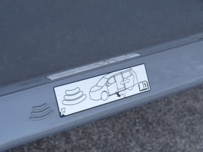 2025 Toyota Sienna Woodland Edition