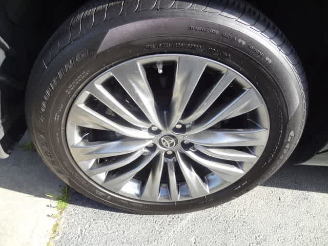 2024 Toyota Highlander Hybrid Platinum