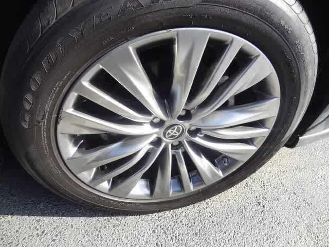 2024 Toyota Highlander Hybrid Platinum