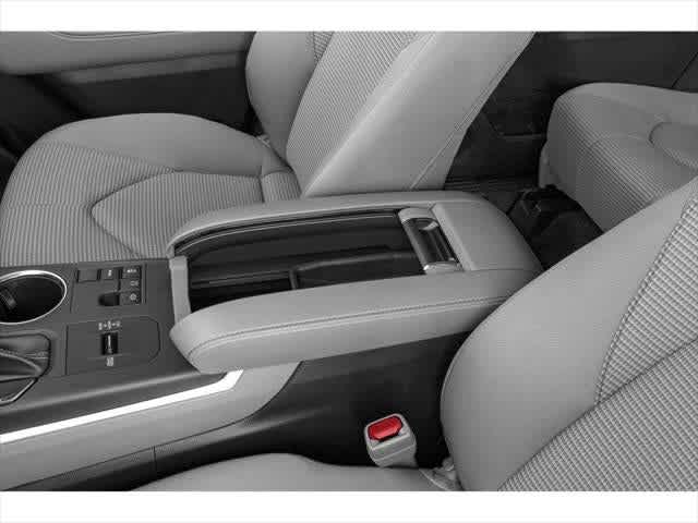 2025 Toyota Highlander LE