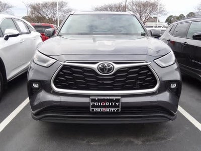 2023 Toyota Highlander XLE