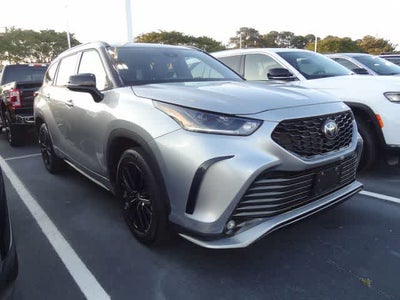 2025 Toyota Highlander XSE