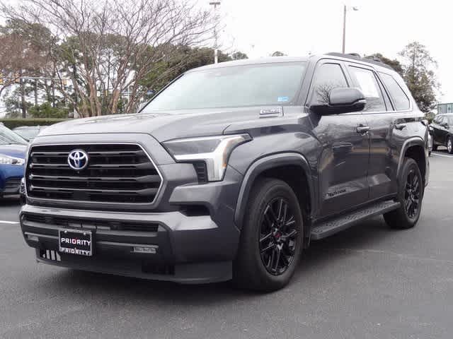 2023 Toyota Sequoia SR5