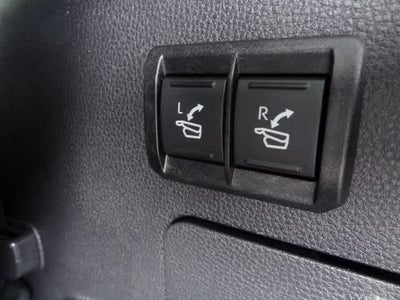 2023 Toyota Sequoia SR5