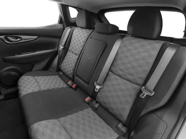 2017 Nissan Rogue Sport SV