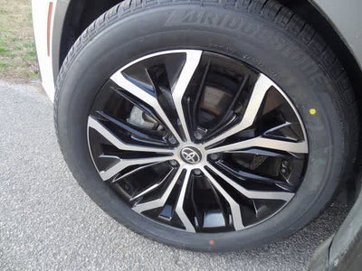 2023 Toyota Crown XLE