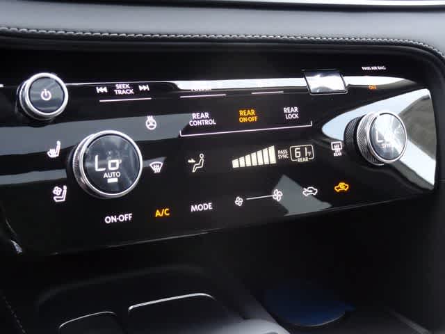 2027 INFINITI QX60 LUXE