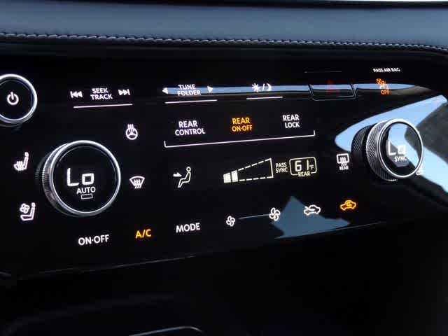 2027 INFINITI QX60 LUXE