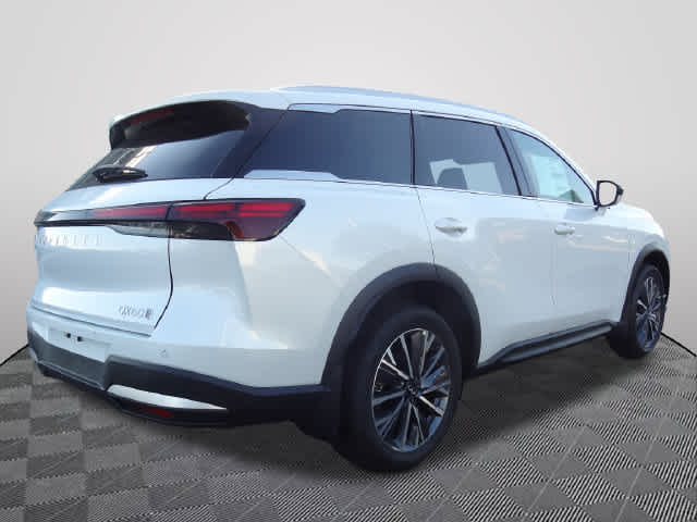 2027 INFINITI QX60 LUXE