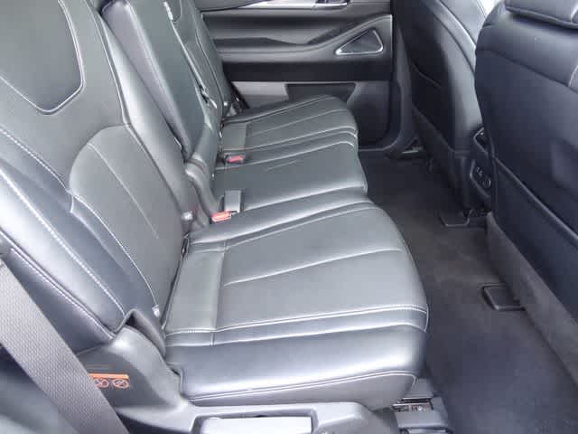2024 INFINITI QX60 LUXE