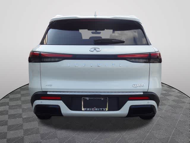 2024 INFINITI QX60 LUXE