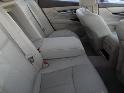 2018 INFINITI Q70 3.7 LUXE