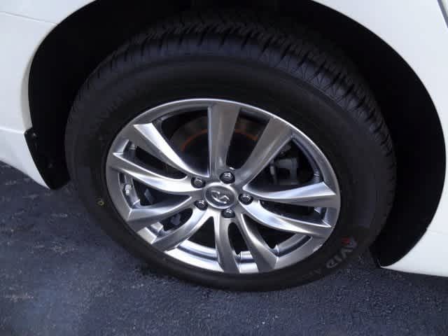 2018 INFINITI Q70 3.7 LUXE