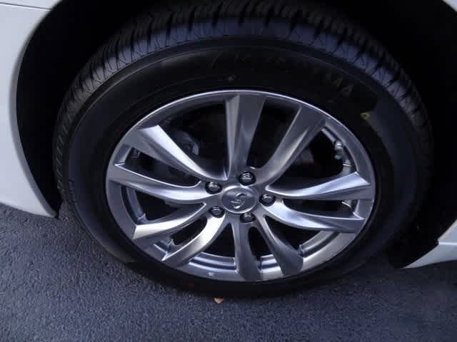 2018 INFINITI Q70 3.7 LUXE