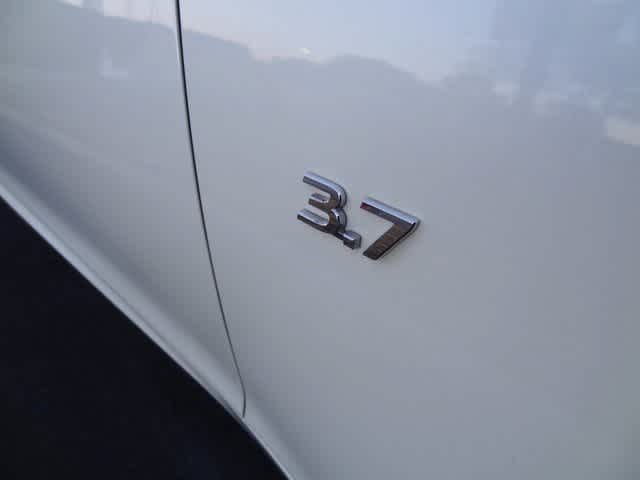 2018 INFINITI Q70 3.7 LUXE