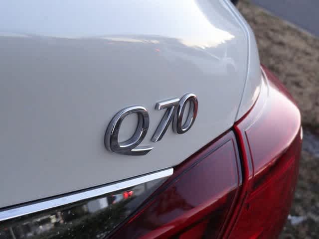 2018 INFINITI Q70 3.7 LUXE