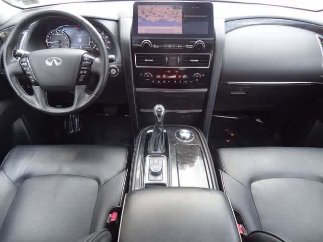 2023 INFINITI QX80 LUXE