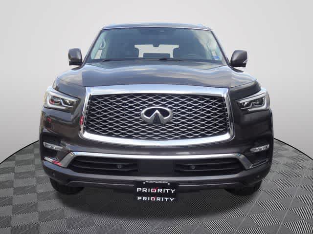 2023 INFINITI QX80 LUXE