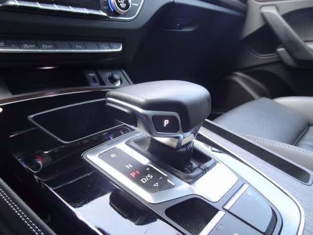 2024 Audi Q5 S line Premium Plus