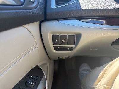 2017 Acura TLX w/Technology Pkg