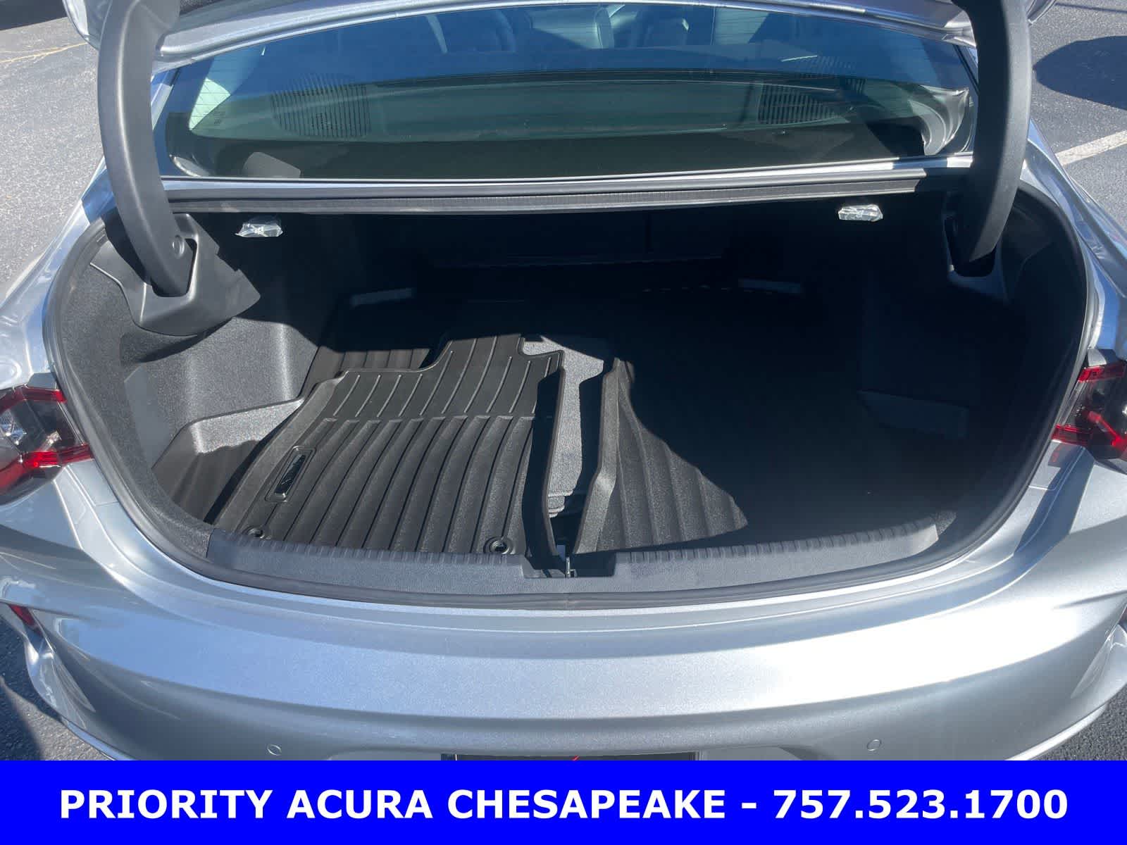 2025 Acura TLX w/Technology Package