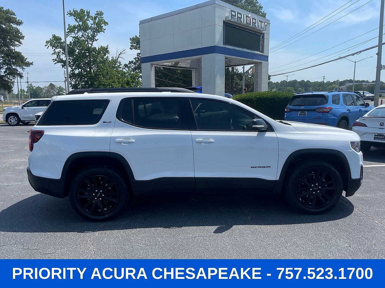 2023 GMC Acadia SLT