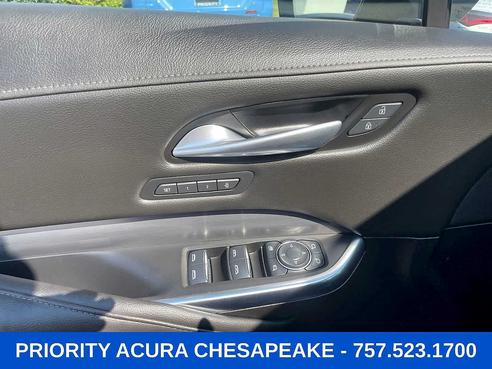 2025 Cadillac XT4 AWD Premium Luxury
