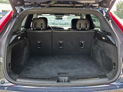 2025 Cadillac XT4 AWD Premium Luxury