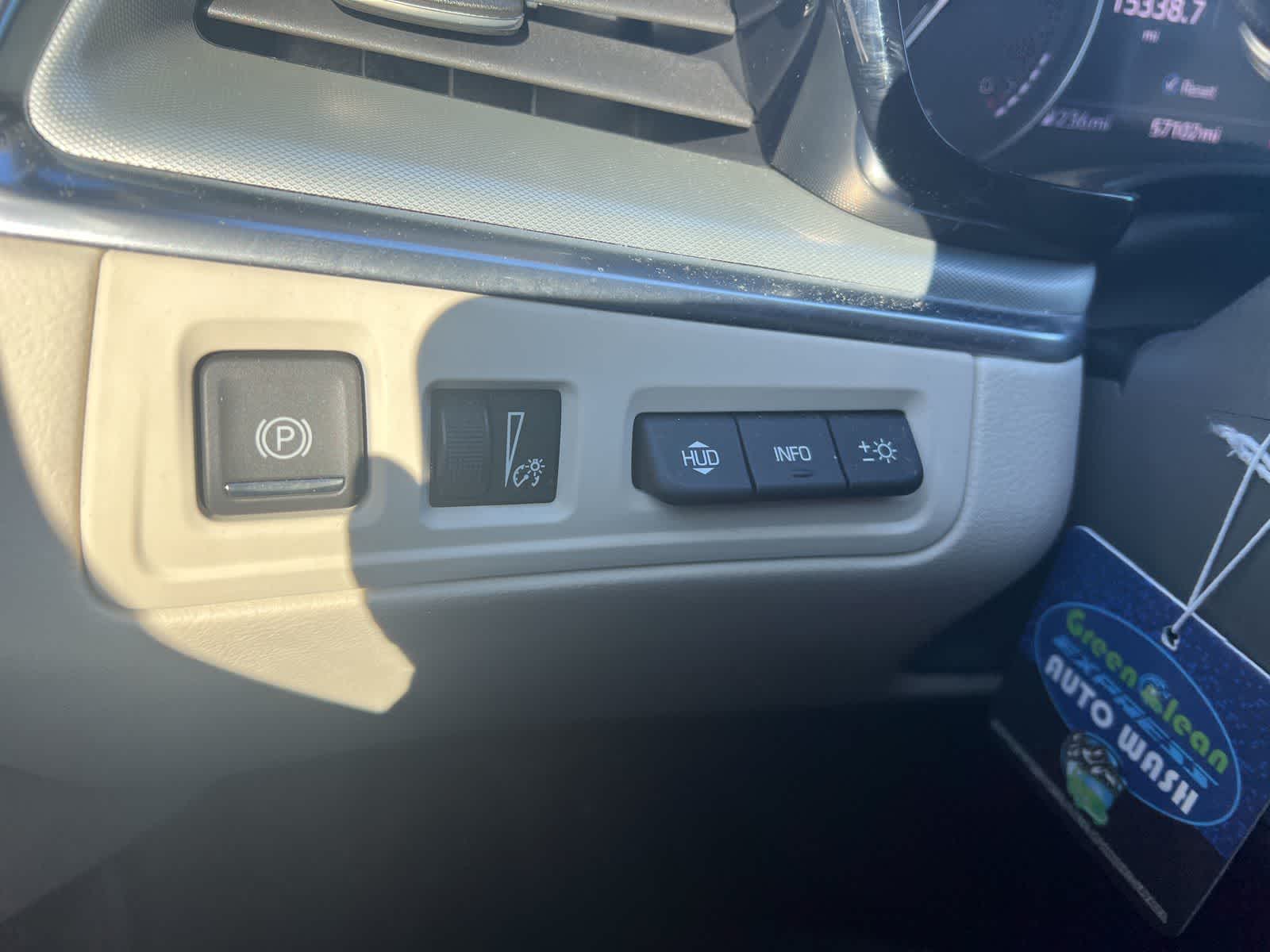 2022 Cadillac XT5 FWD Premium Luxury