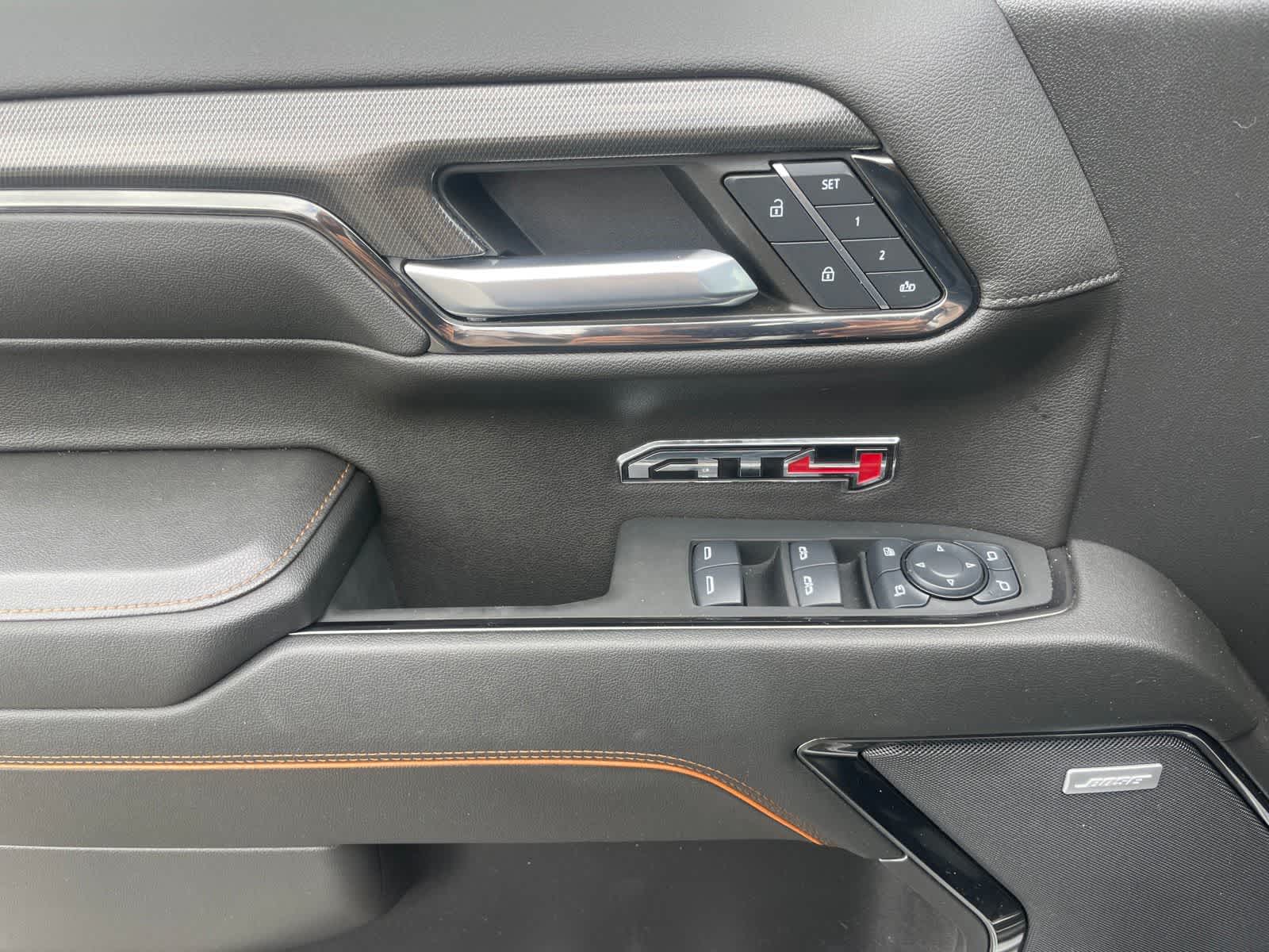 2024 GMC Sierra 1500 AT4