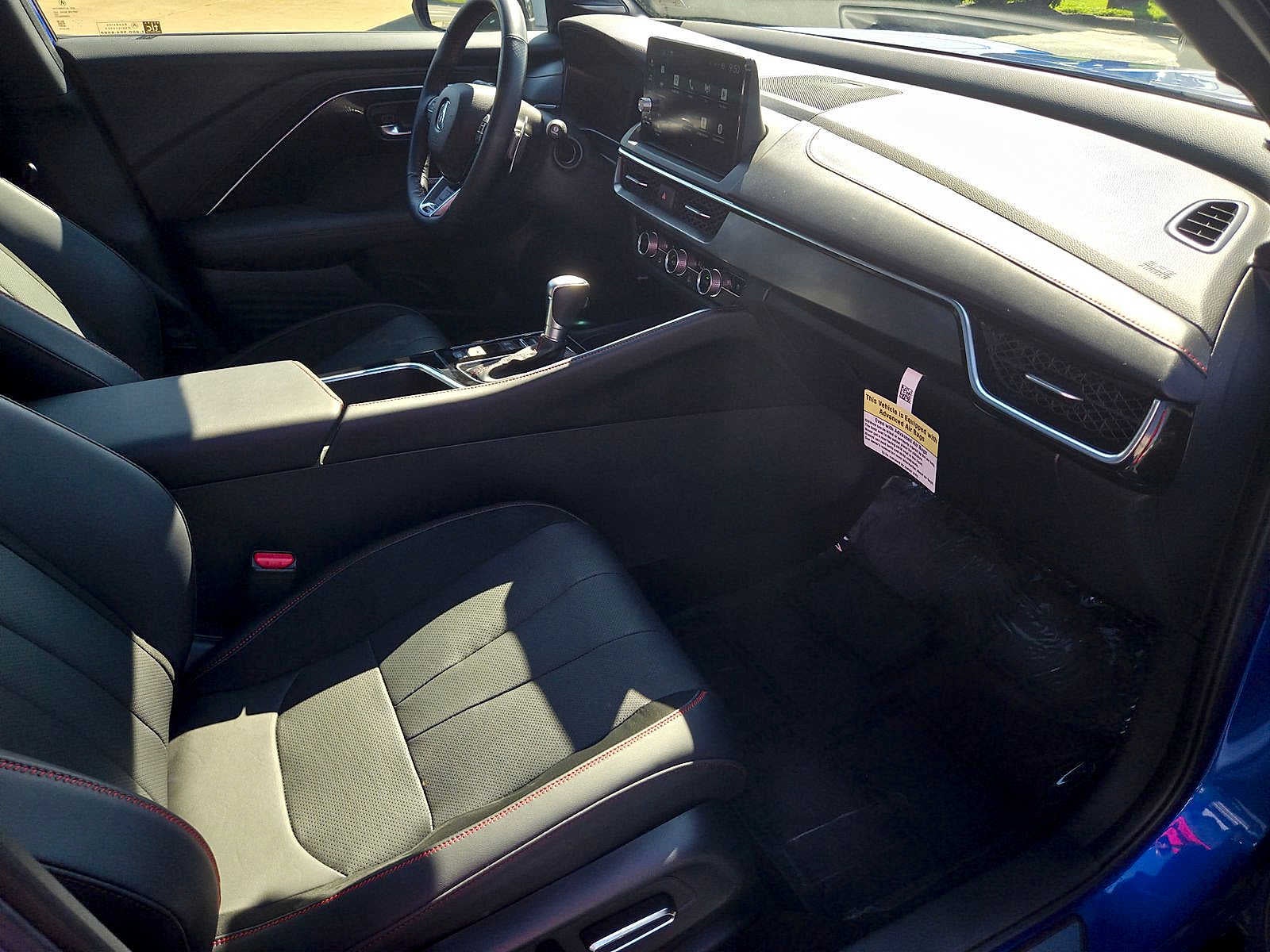2025 Acura ADX w/A-Spec Advance Package